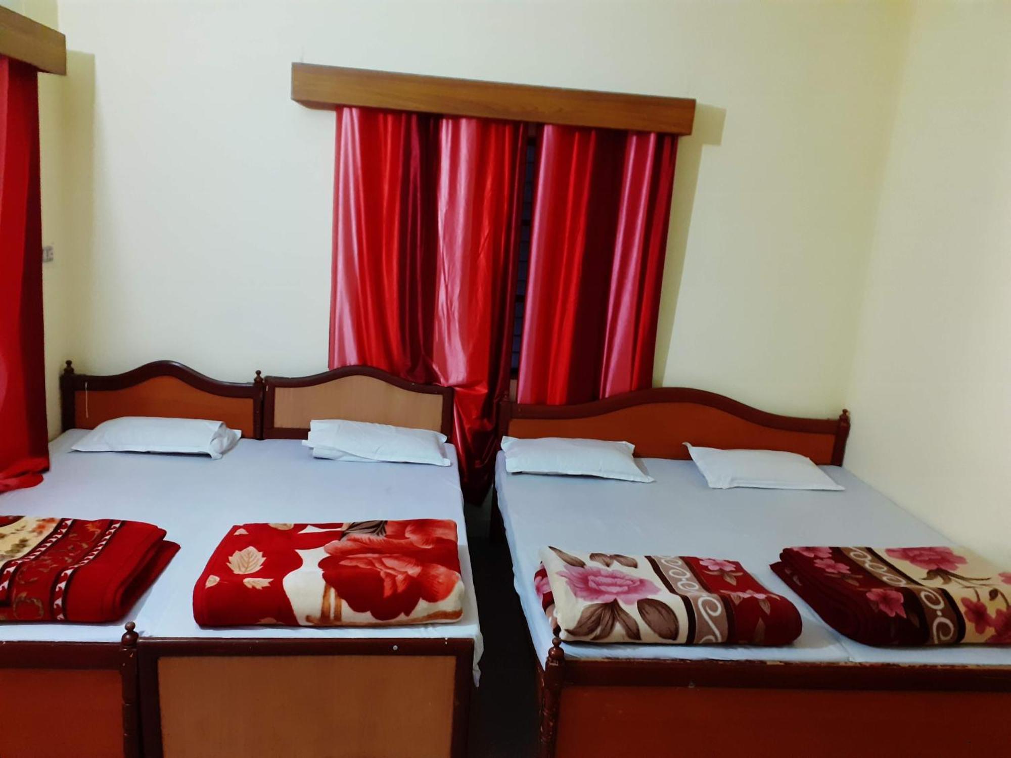Hotel Jagat Raj, Sitapur Sitapur  Exterior photo