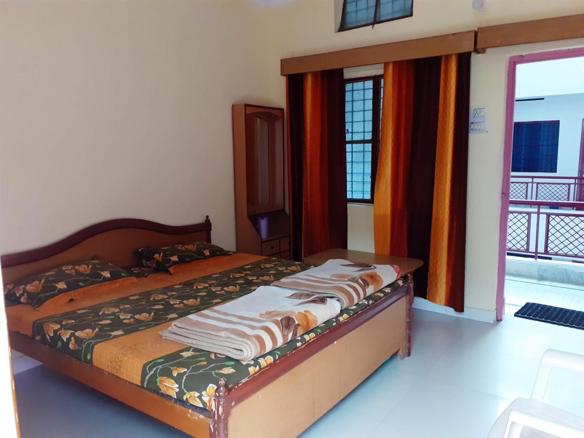 Hotel Jagat Raj, Sitapur Sitapur  Exterior photo