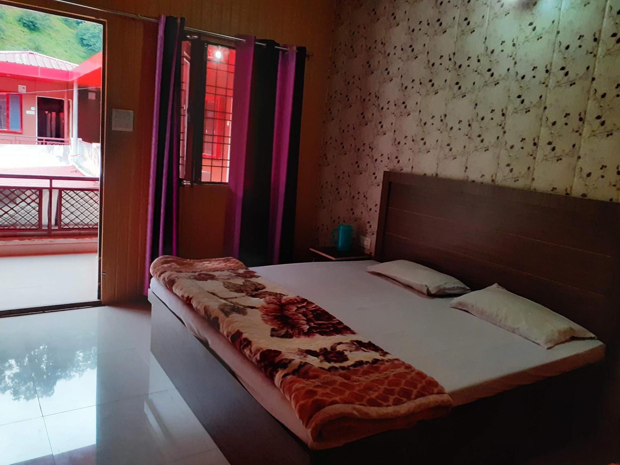 Hotel Jagat Raj, Sitapur Sitapur  Exterior photo